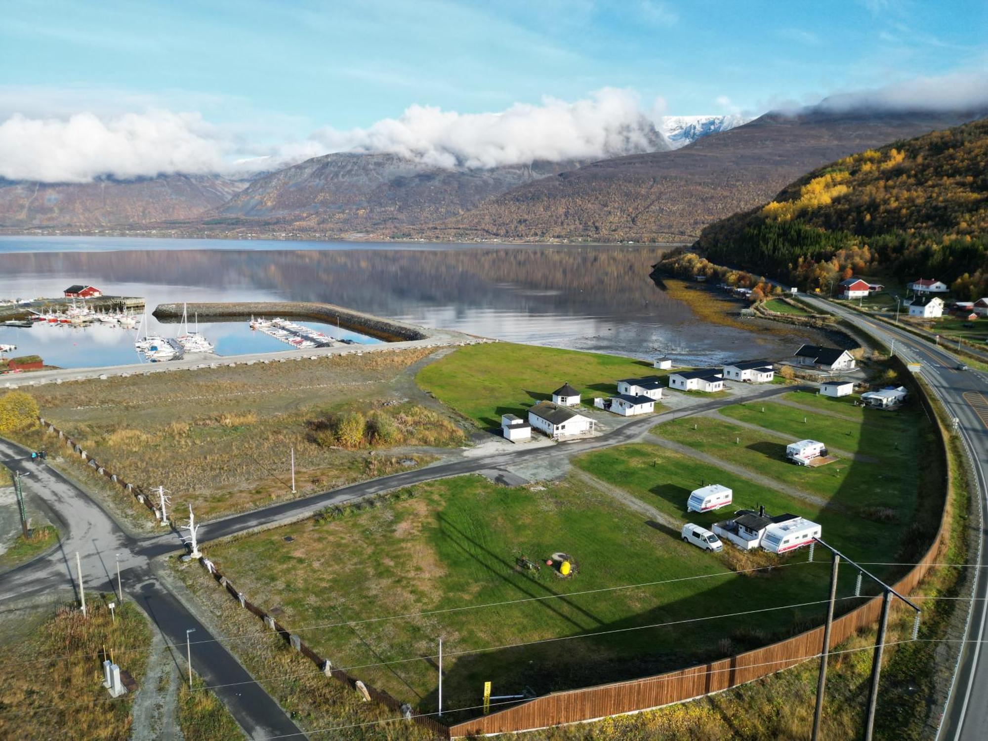 Løkvollstranda camping As Samuelsberg Esterno foto